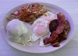 Moongate Cafe