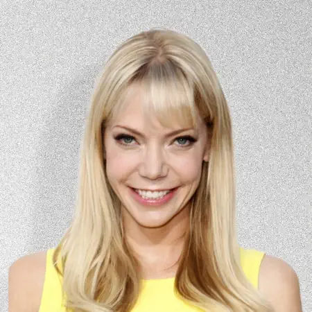 Riki Lindhome