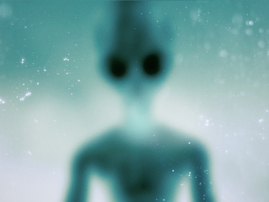 Alien Encounters - Apple TV (UK)