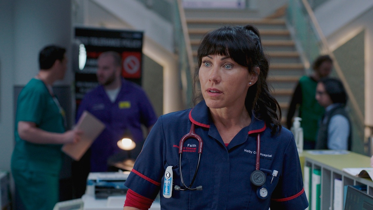 Internal Affairs - Casualty (Series 43, Episode 11) - Apple TV (UK)