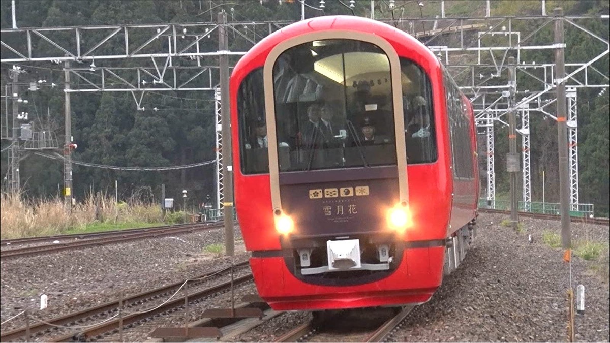 ‎観光電車④雪月花・ゴーゴー！のりものタウン～でんしゃ・きしゃ～ - Apple TV (日本)