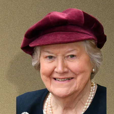 Patricia Routledge