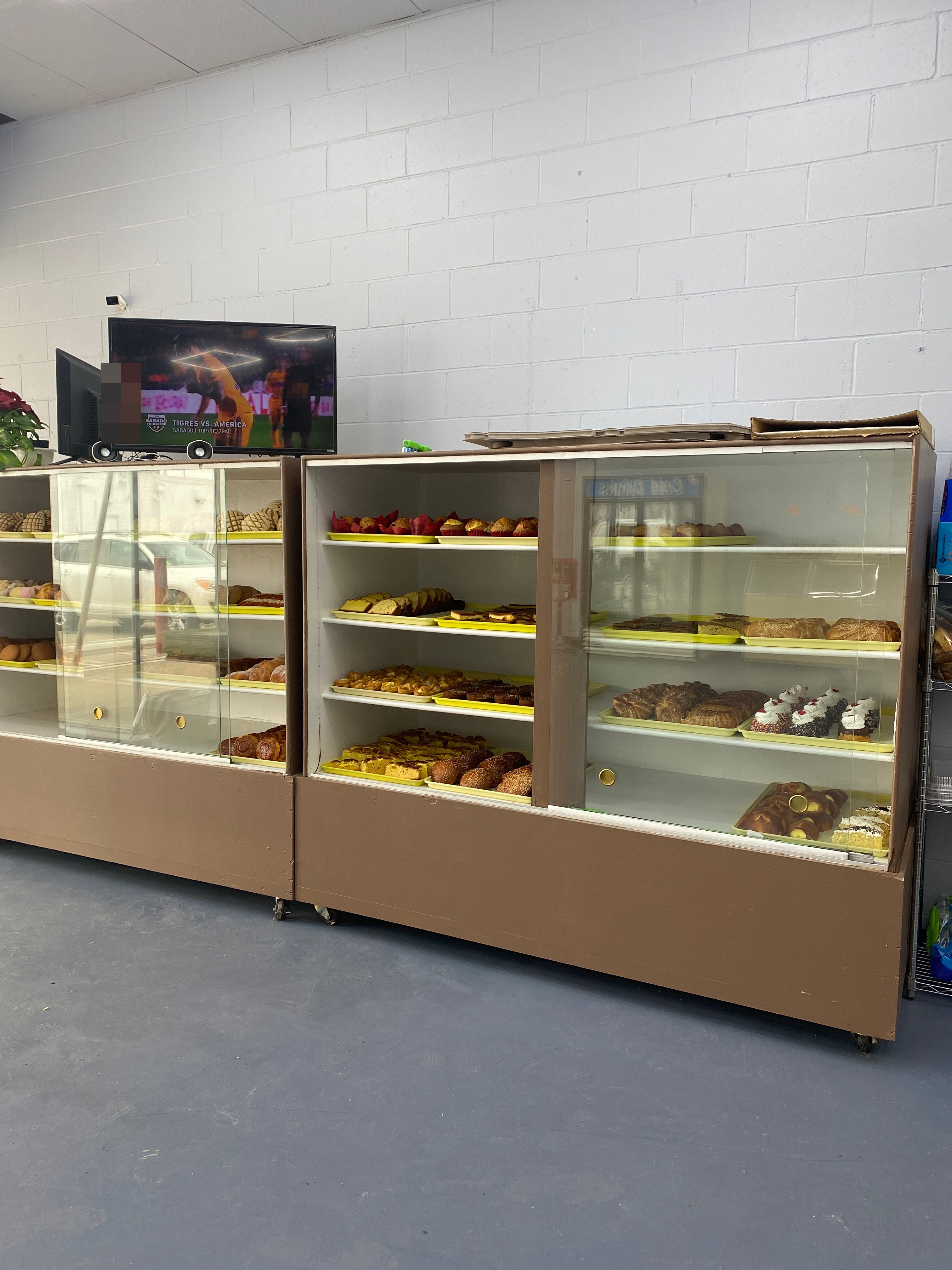 Las Americas Bakery