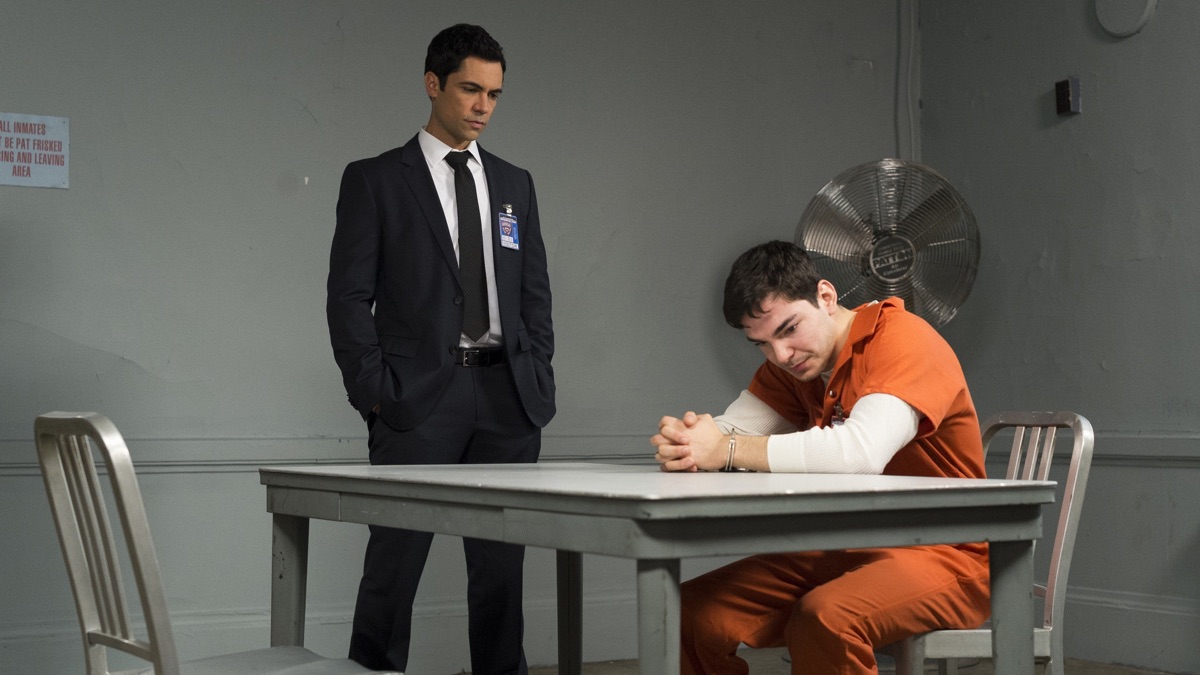 ‎Episode 13 – Law & Order: Special Victims Unit (Season 15, Episode 13 ...