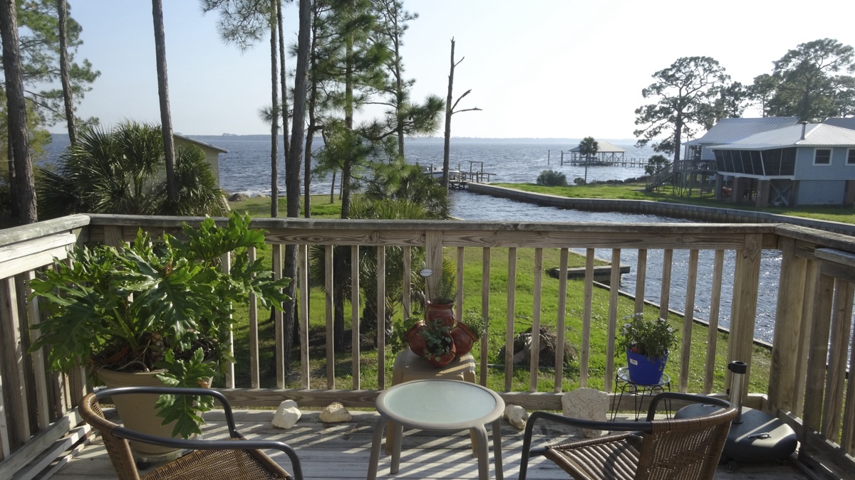 A Tail of Alligator Point, Florida Beachfront Bargain Hunt (Season 10, Episode 5) Apple TV