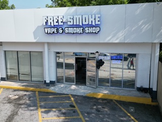 elf bar vape uk FREE SMOKE VAPE AND SMOKE SHOP - Updated April 2026 - 12 Reviews - 371 Blvd  SE, Atlanta, Georgia - Vape Shops - Phone Number main image 0