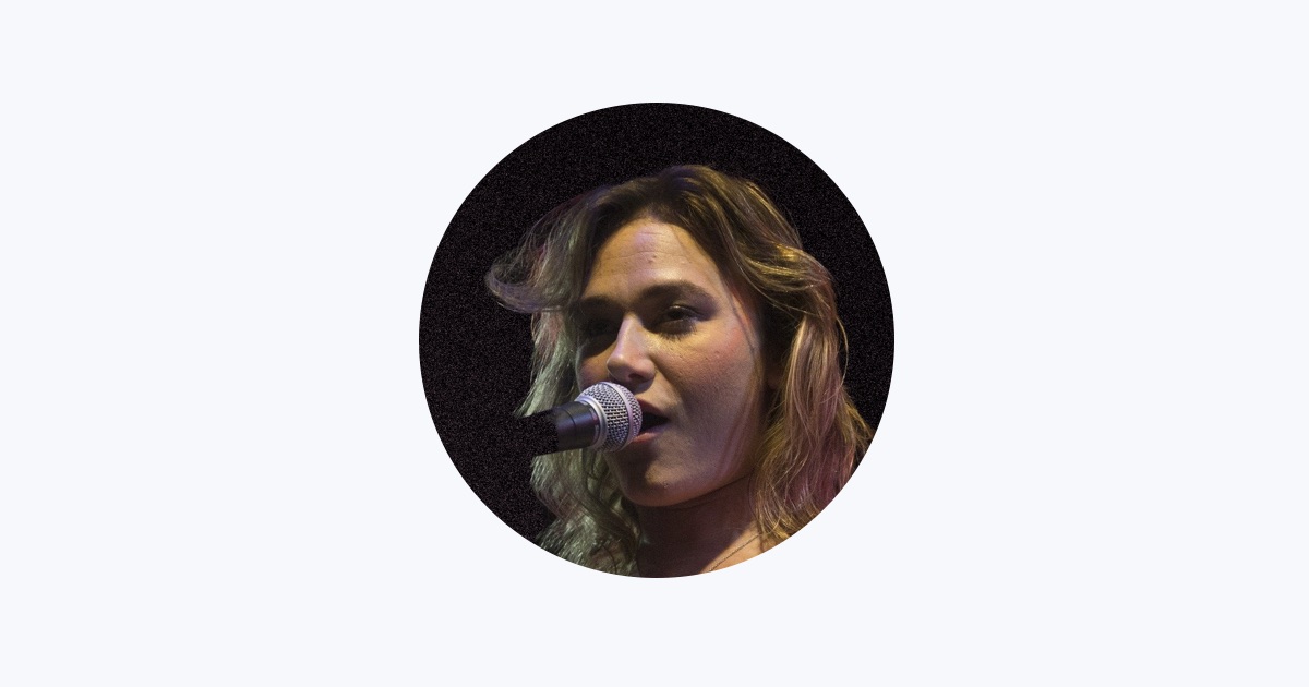 ‎Colleen Rennison - Movies and Music - Apple Snapshot