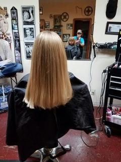 Hollywood & Vine Hair Studio